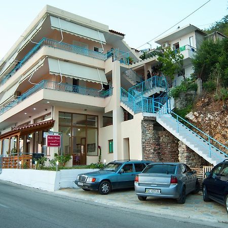 Let Rooms Lukova Buitenkant foto