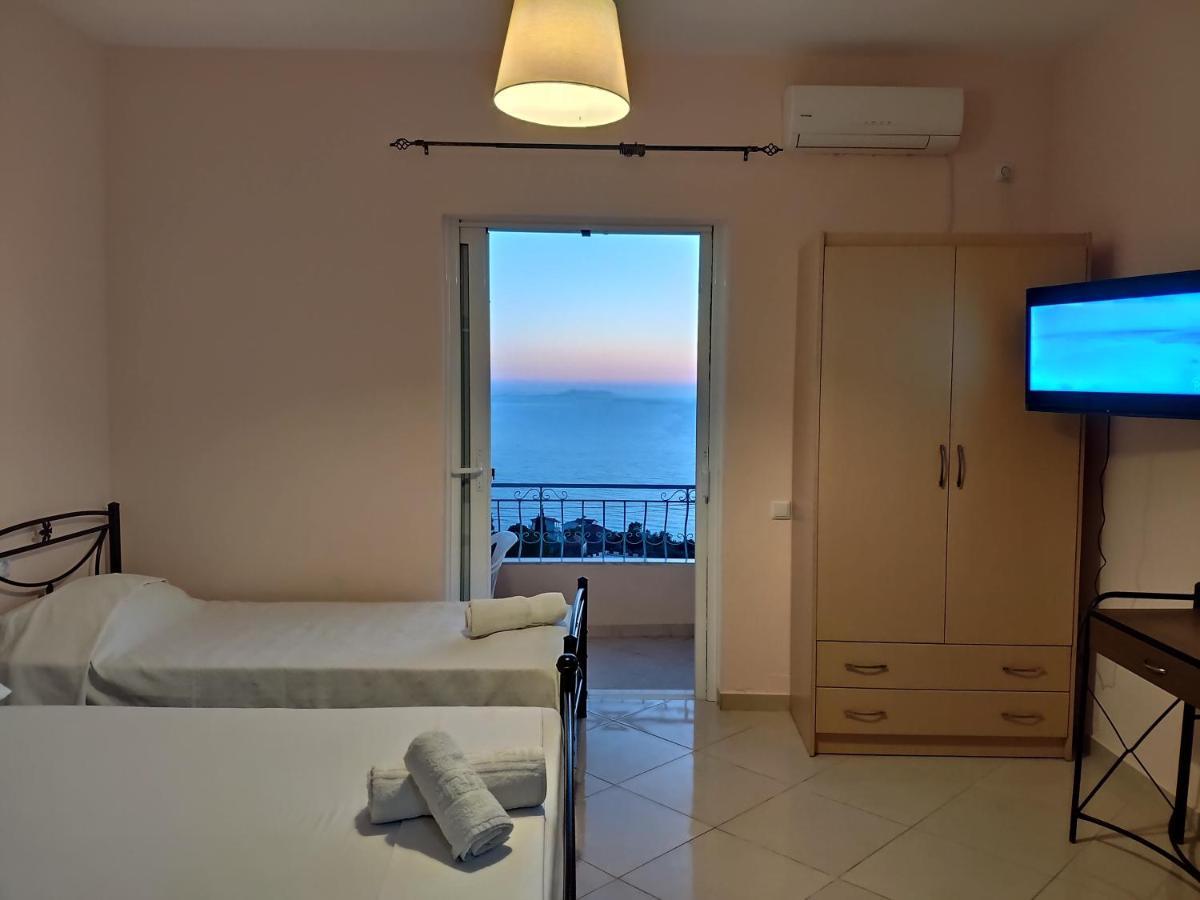 Let Rooms Lukova Buitenkant foto