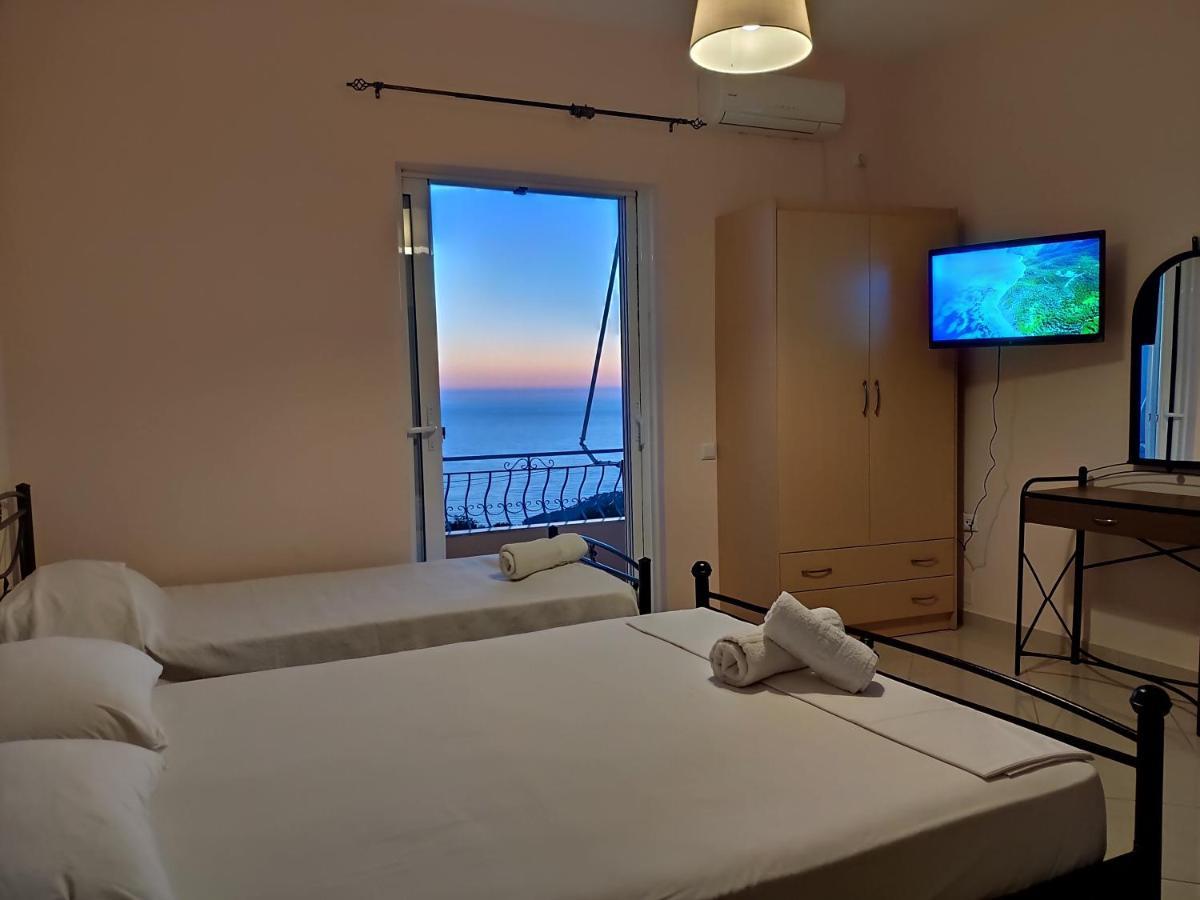 Let Rooms Lukova Buitenkant foto