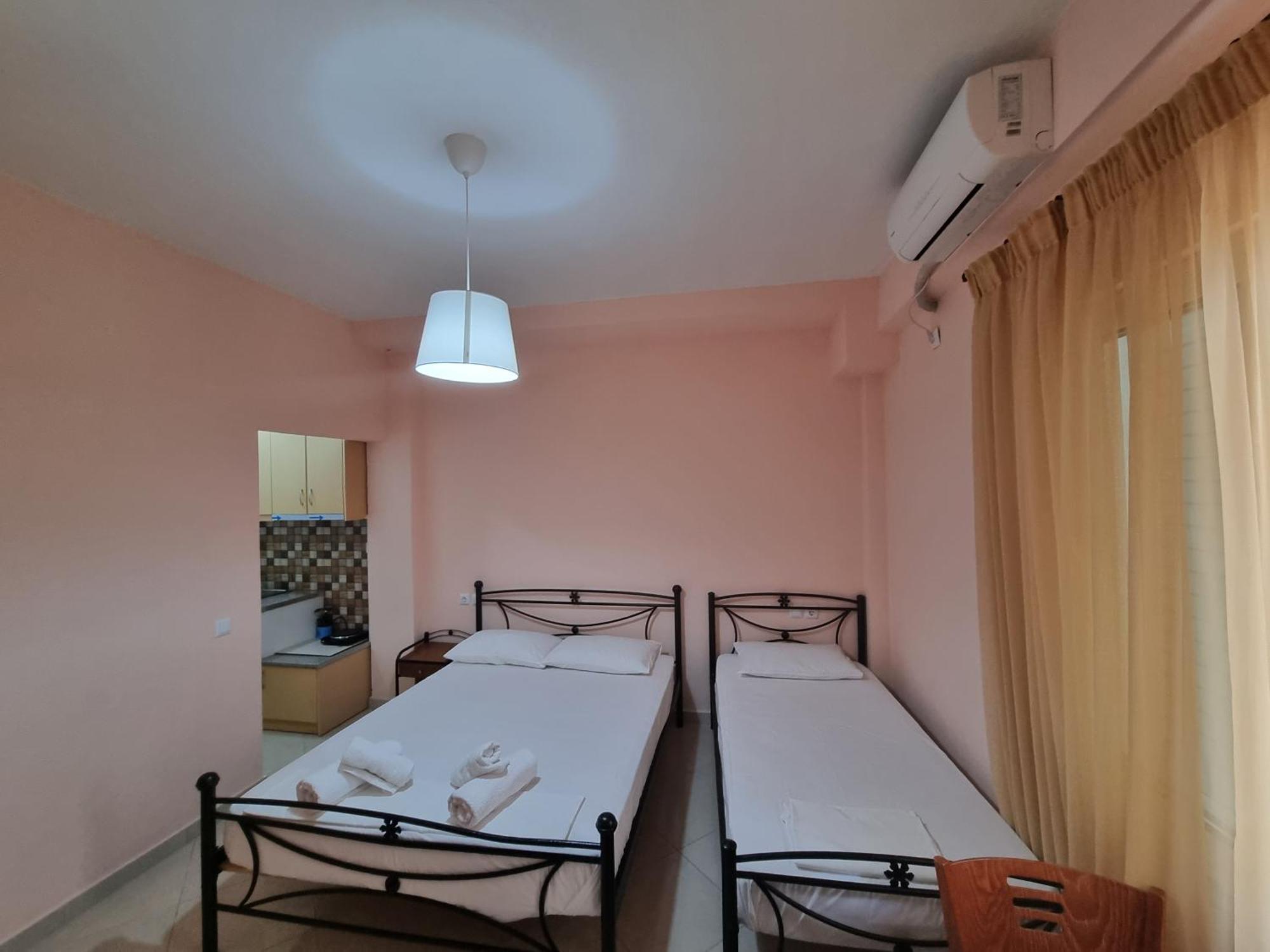 Let Rooms Lukova Buitenkant foto