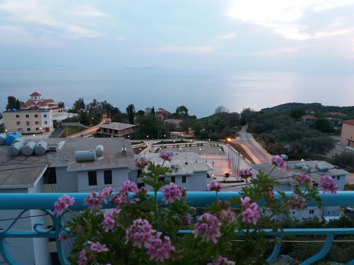 Let Rooms Lukova Buitenkant foto