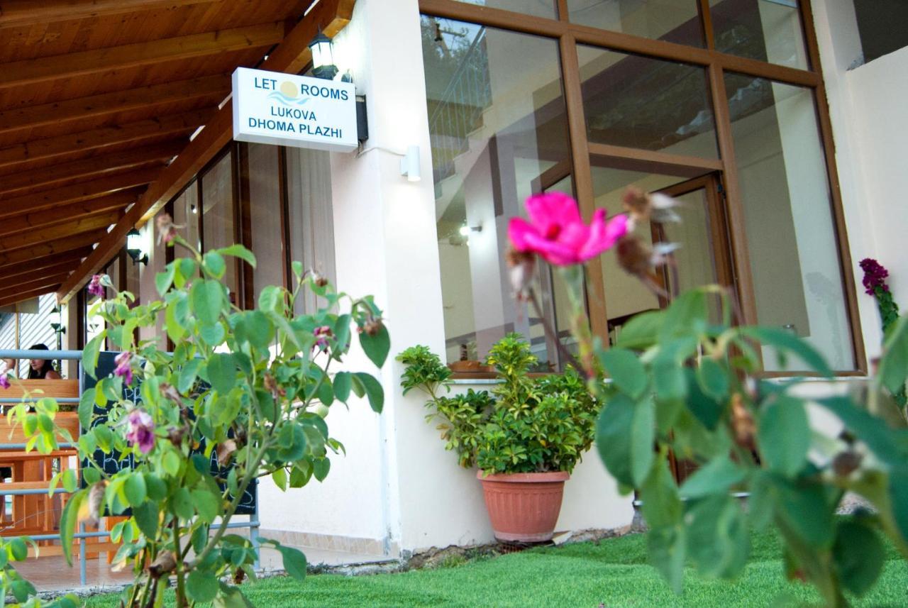 Let Rooms Lukova Buitenkant foto